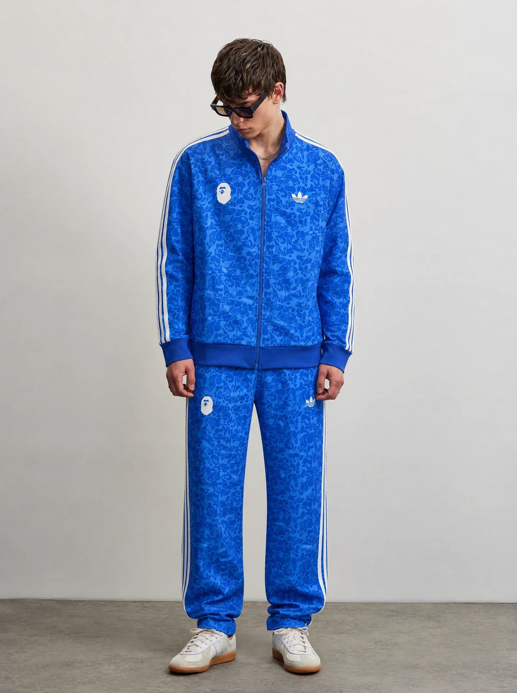Adidas Kamuflaj Desenli Fermuarlı Eşofman Takımı Beyaz Mavi