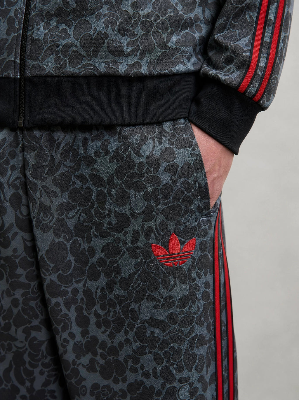 Adidas Kamuflaj Desenli Fermuarlı Eşofman Takımı Beyaz Mavi